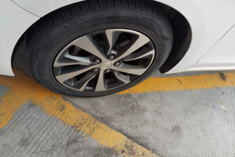 Used Buick Excelle GX 2019 18T Automatic Connected Elite Model China VI Standard
