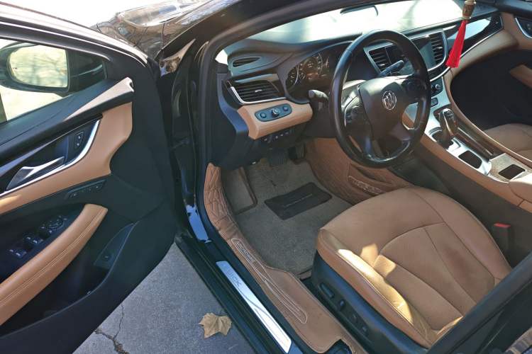 Used Buick LaCrosse 2018 20T Luxury Model