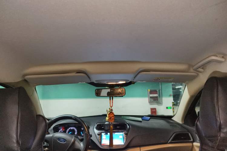 Used Ford Escort 2015 1.5L Manual Comfort Model
