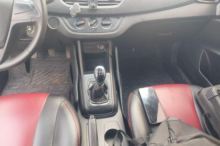 Used Baojun 310W 2017 1.2L Manual Value Edition China V