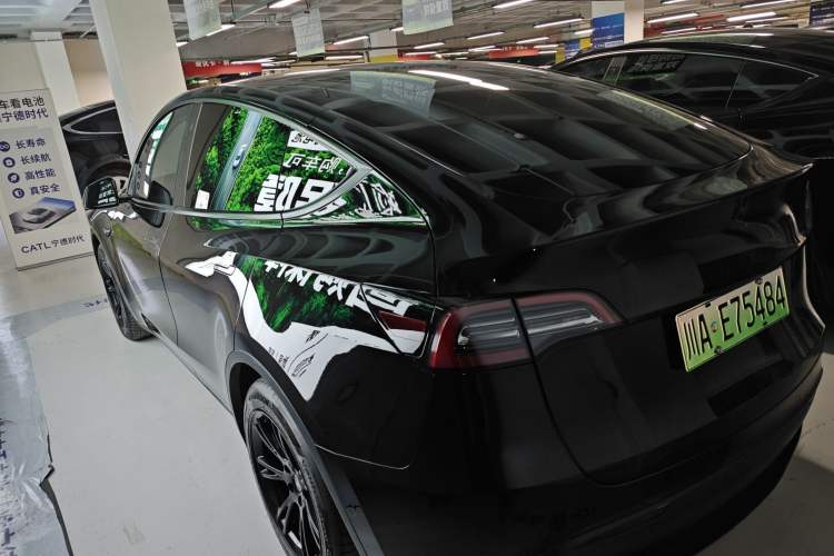 Used Tesla Model Y 2021 Standard Range Rear-Wheel Drive Version
