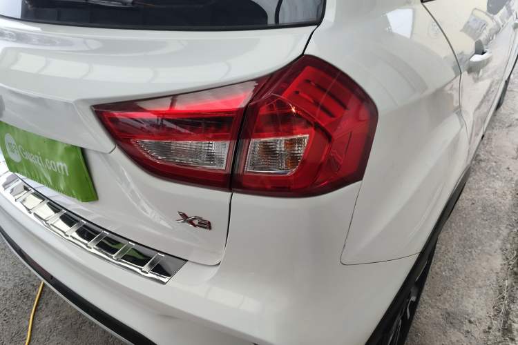 Used Geely Auto Vision X3 2017 1.5L Automatic Prestige Model
