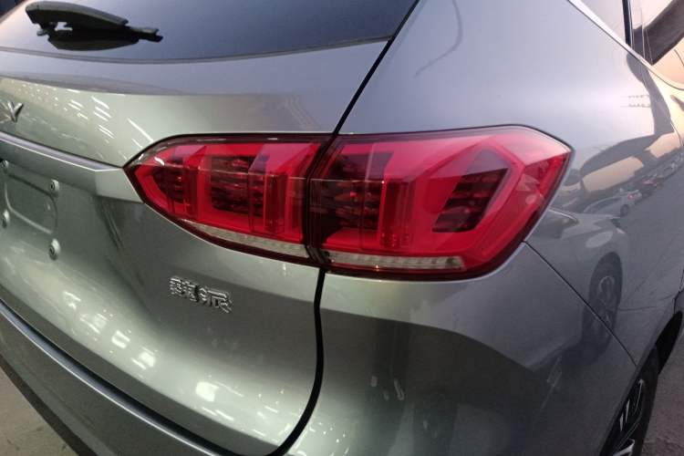 Used Wey VV6 2021 2.0T Two-Wheel Drive Smart Plus