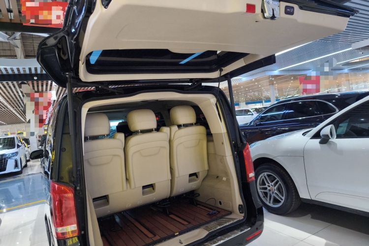 Used Mercedes-Benz V-Class 2020 V 260 L Long-wheelbase Luxury Edition