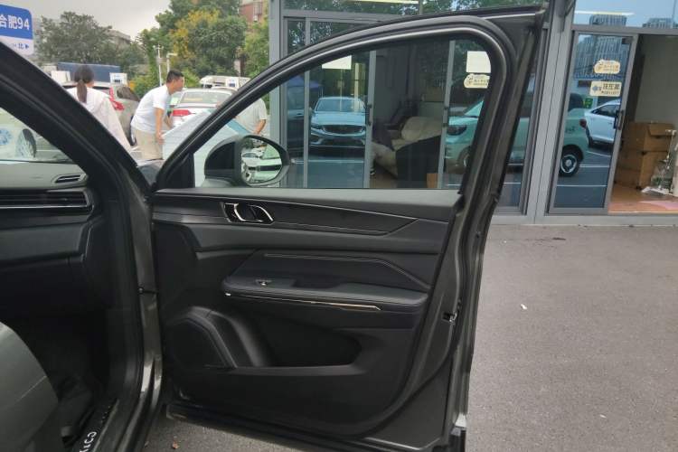 Used Lynk & Co 01 2021 2.0TD Four-Wheel Drive Hype-Halo
