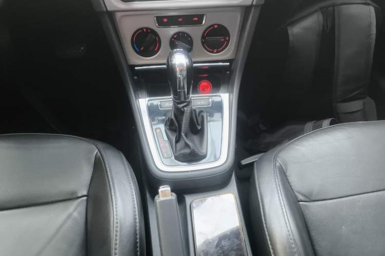 Used Volkswagen Lavida 2013 Revised Version 1.4 TSI DSG Comfort Edition