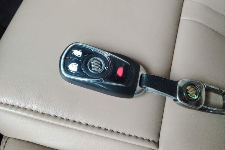 Used Buick GL8 2017 ES 28T Premium Version China V Standard