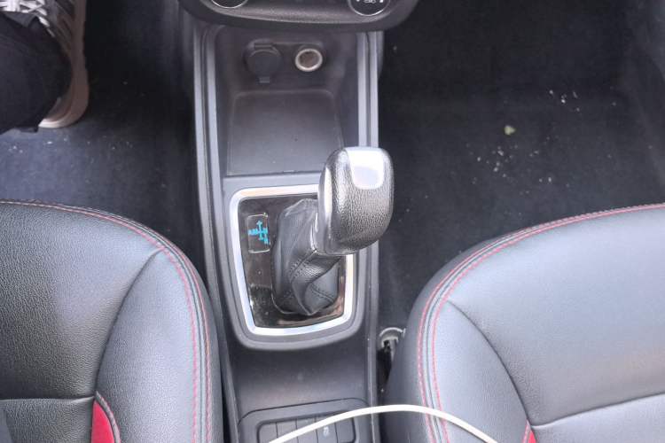 Used Haval H1 2015 1.5L AMT Urban Model
