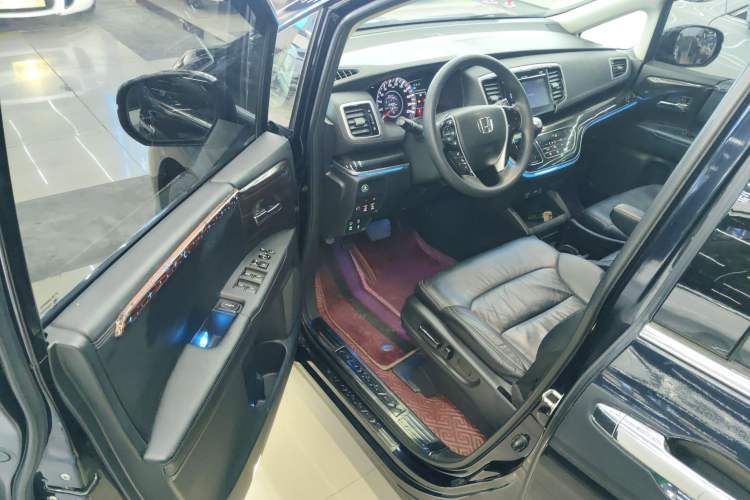 Used Honda Odyssey 2018 2.4L Luxury Edition
