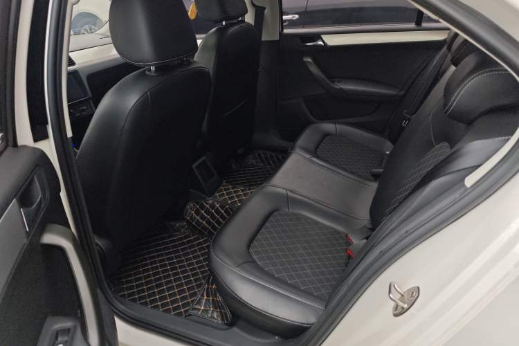 Used Skoda Rapid 2018 1.4L Manual Comfort Edition
