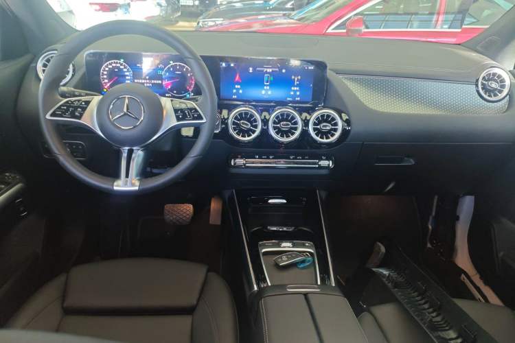 Used Mercedes-Benz GLA 2024 GLA 220
