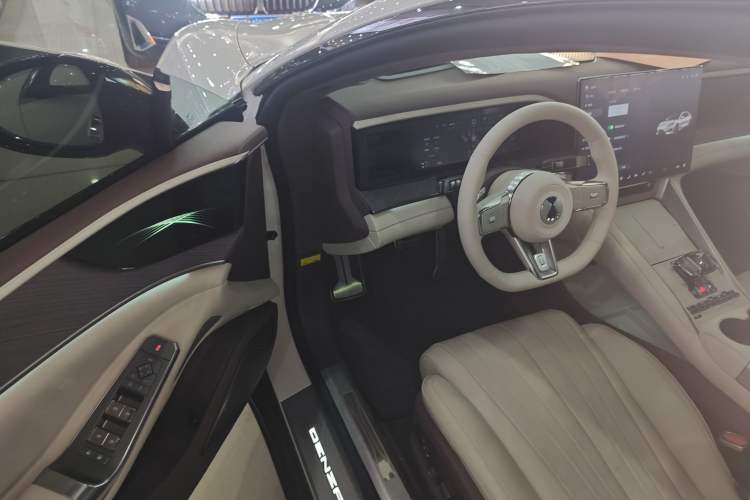 Used Denza Z9GT 2024 1100 Four-Wheel Drive Max Edition
