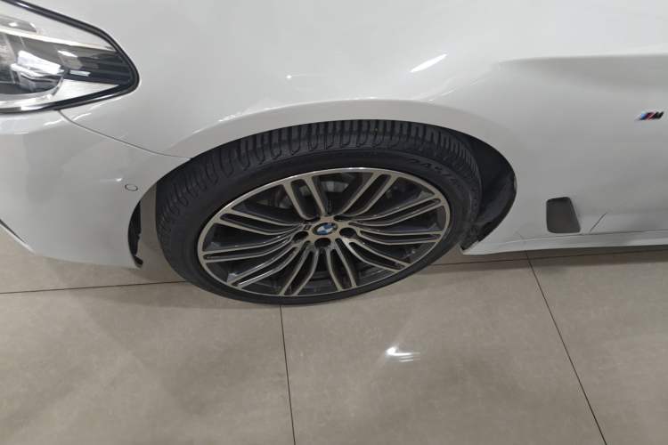 Used BMW 5 Series 2018 Restyled 530Li Luxury Edition M Sport Package
