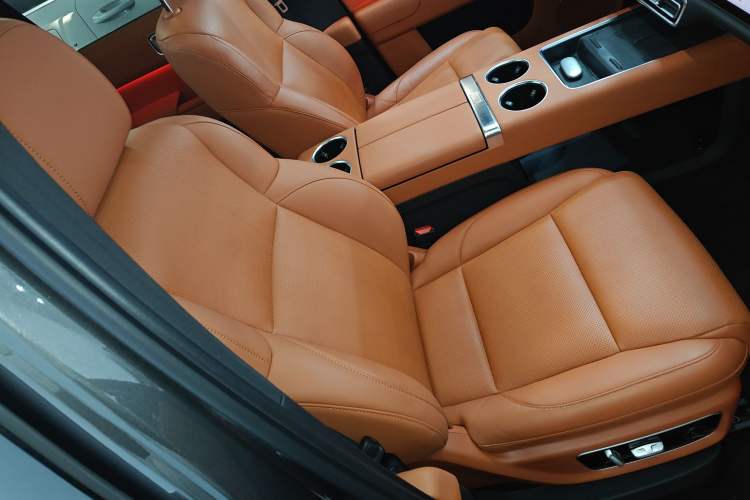 Used Li Auto L8 2023 Pro Model
