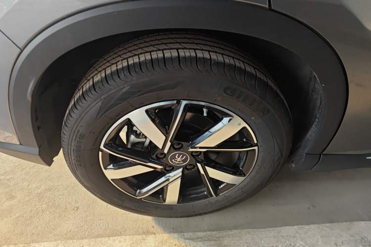 Used BYD Song Pro New Energy 2024 HONOR Edition DM-i 110KM Beyond Model
