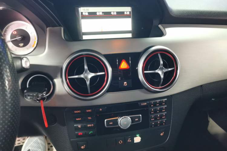 Used Mercedes-Benz GLK-Class 2015 GLK 260 4MATIC Fashion Edition Ultimate Version