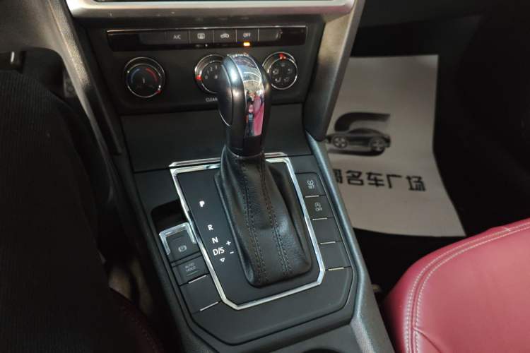 Used Volkswagen Lamando 2021 230TSI DSG Fashion Edition
