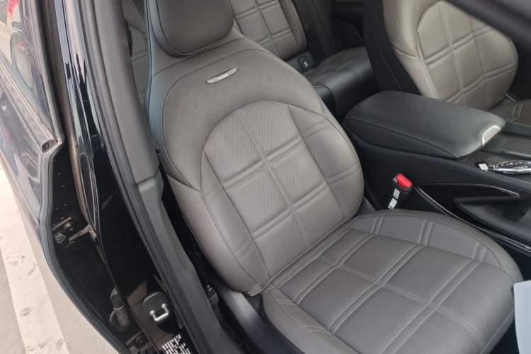 Used Hongqi EH7 2024 690 Pro