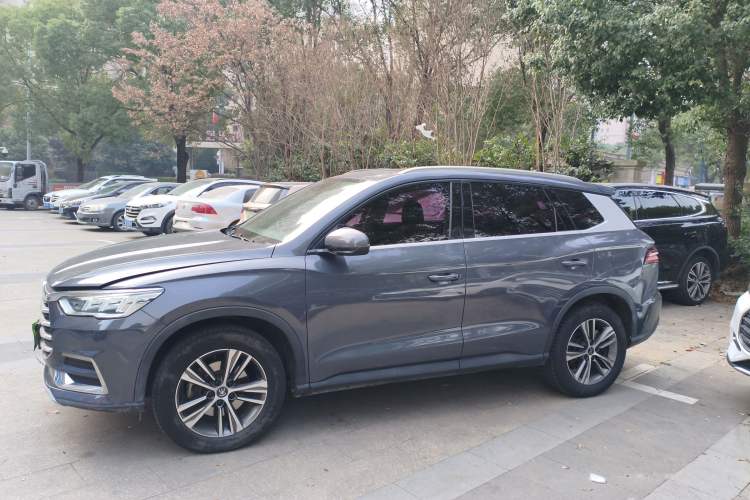 Used BYD Song Pro 2019 1.5T Automatic Elite Edition
