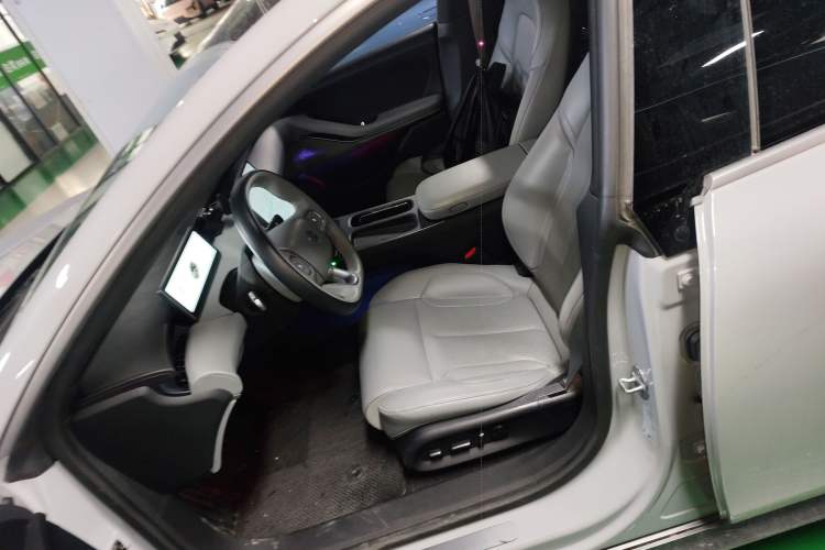 Used Nio ET5T 2023 75 kWh Touring
