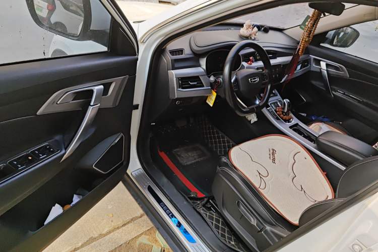 Used Geely Auto Emgrand X7 Sport 2021 Million Edition 1.8TD DCT Two-Wheel Drive Comfort Model
