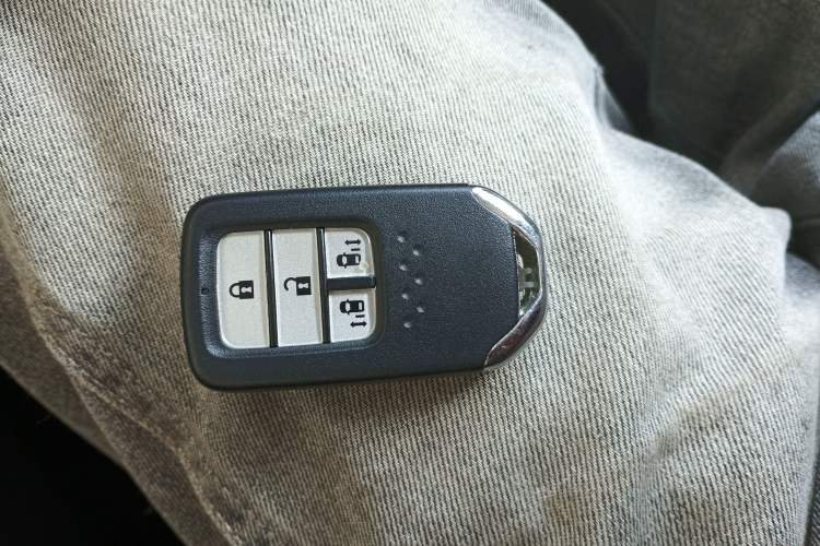 Used Honda Elysion 2016 2.4L Supreme Edition