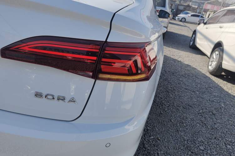 Used Volkswagen Bora 2021 1.5L Automatic Fashionable Smart Connectivity Version
