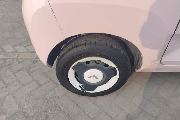 Used Wuling Hongguang MINIEV 2022 Macaron Premium Model – Lithium Iron Phosphate