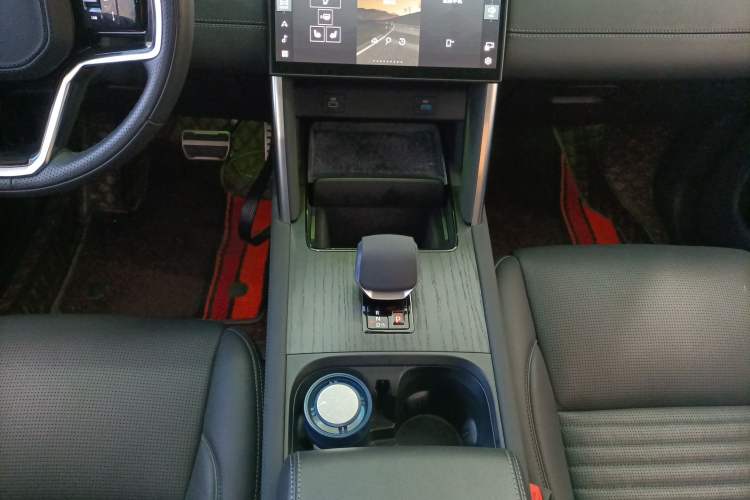 Used Land Rover Discovery Sport 2024 Luxury Custom Edition