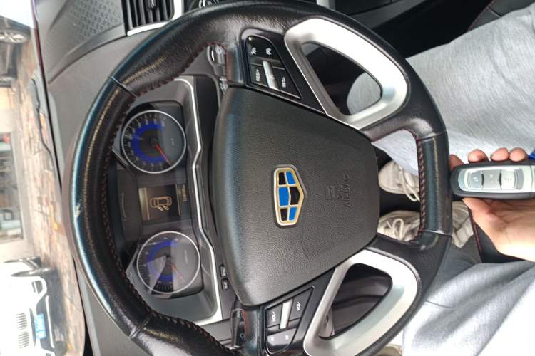 Used Geely Auto Emgrand 2015 Sedan 1.5L CVT Upward Version
