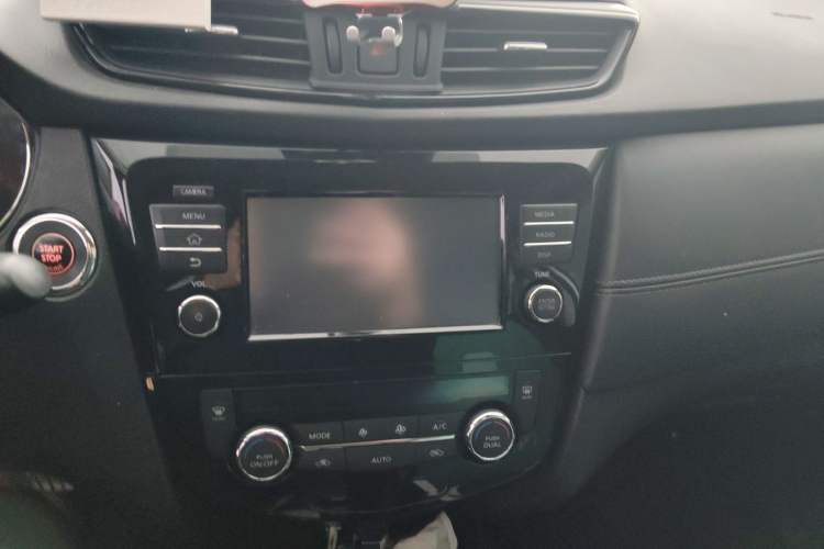 Used Nissan X-Trail 2017 2.5L CVT Luxury Edition 4WD
