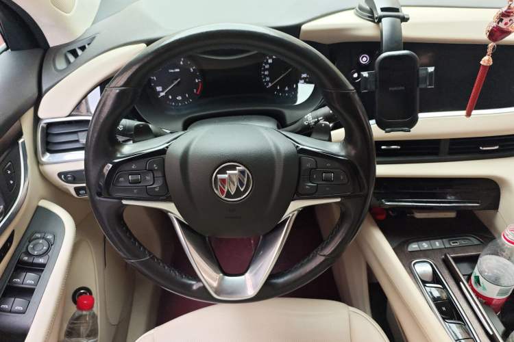 Used Buick Enclave 2022 652T 4x4 Avenir 6-Seater
