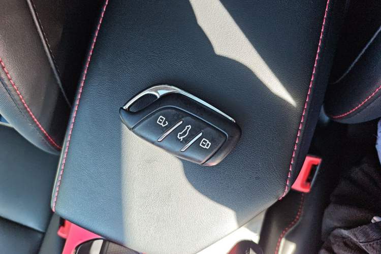 Used MG 5 2021 180 DVVT Manual Youth Luxury Edition
