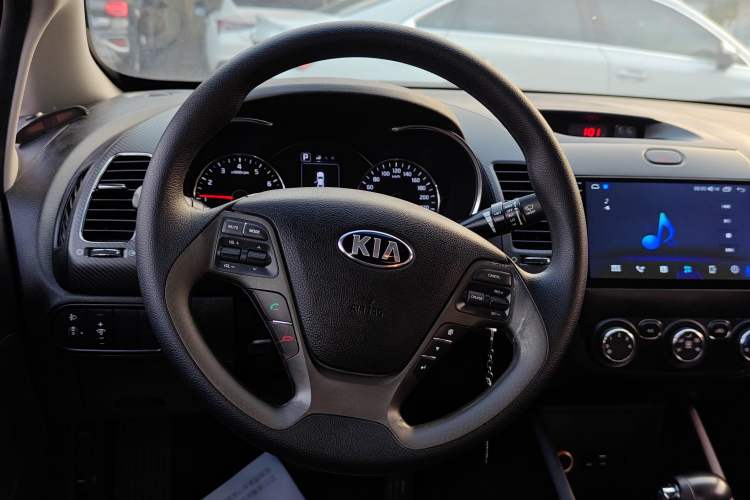 Used Kia K3 2016 1.6L Automatic GL
