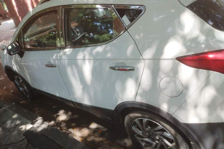 Used  Refine S3 2016 1.5L Manual Luxury Smart Version
