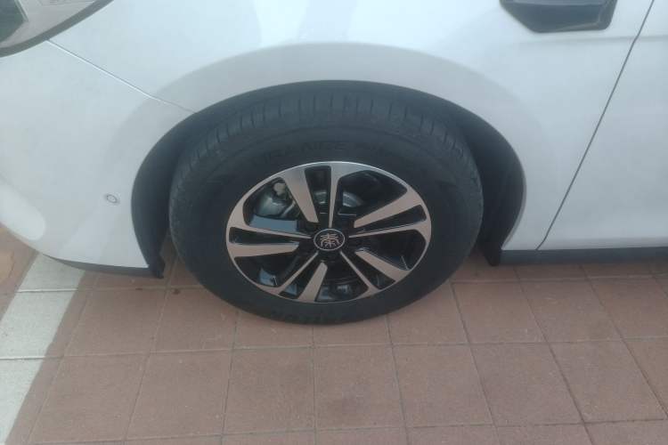 Used BYD Qin PLUS 2025 DM-i Smart Drive 120KM Superior Model