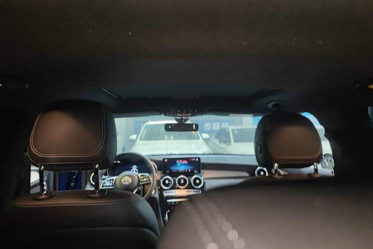 Used Mercedes-Benz GLC Coupe 2021 GLC 260 4MATIC Coupe SUV
