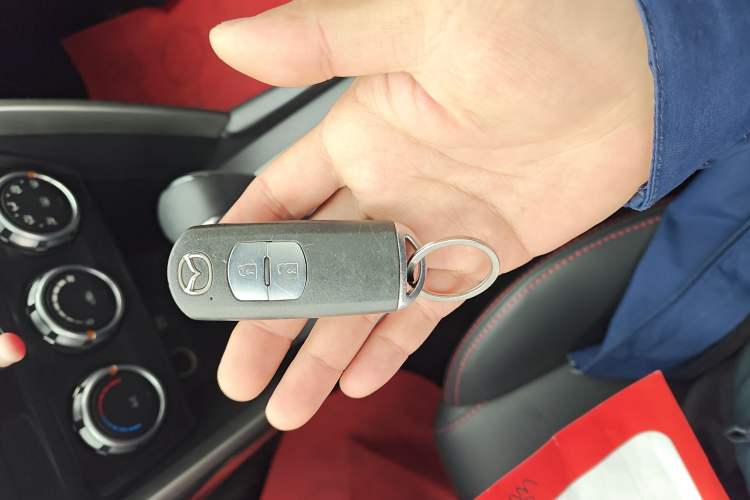 Used Mazda CX-4 2018 2.0L Automatic Two-Wheel Drive Blue Sky Dynamic Version China VI Standard
