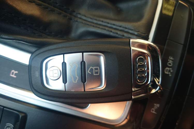 Used Audi A4L 2015 35 TFSI Automatic Standard Model
