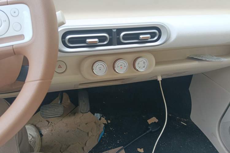 Used Wuling Hongguang MINIEV 2024 3rd Generation 215km Youth Edition