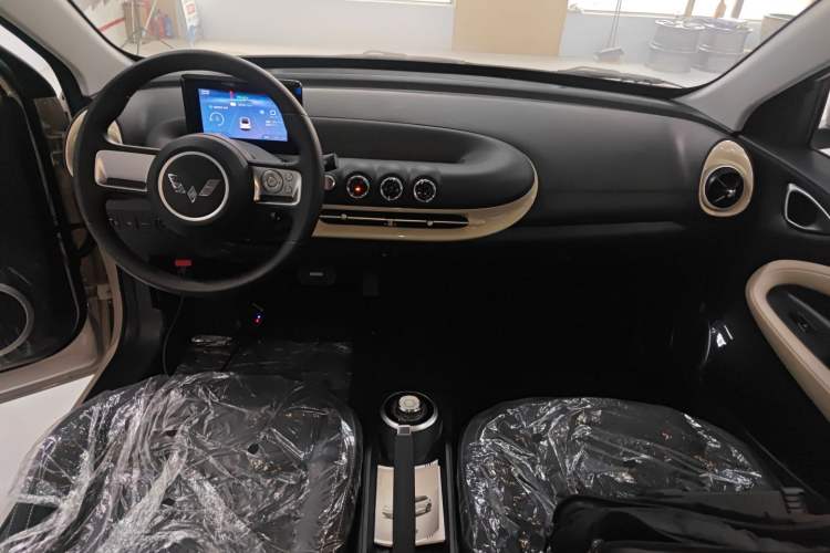 Used Wuling Bingo 2024 203km Light Edition

