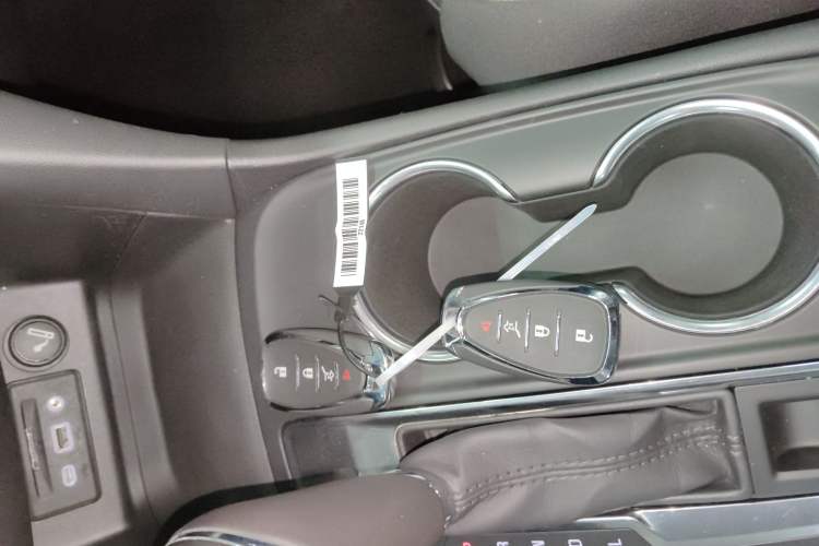 Used Chevrolet Equinox 2019 535T Automatic YuJie Edition China VI