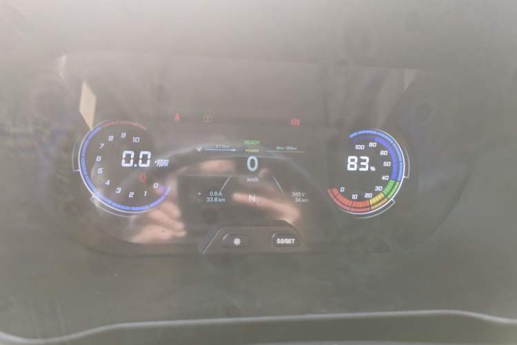 Used Chana Ruixing EM80 2023 Side-Hinged 6-Seater Comfort Version 38.7 kWh