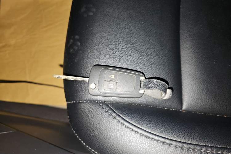 Used Chevrolet Trax 2016 1.4T Automatic Two-Wheel Drive Comfort Version with Sunroof
