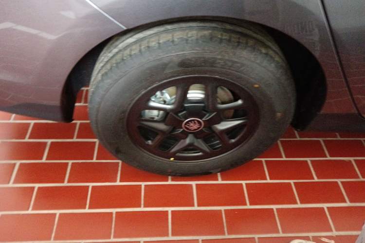 Used BYD Qin PLUS 2025 DM-i Smart Drive 55KM Leading Model