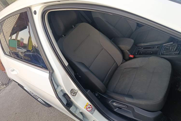 Used Volkswagen Golf 2015 1.4TSI Automatic Comfort Model