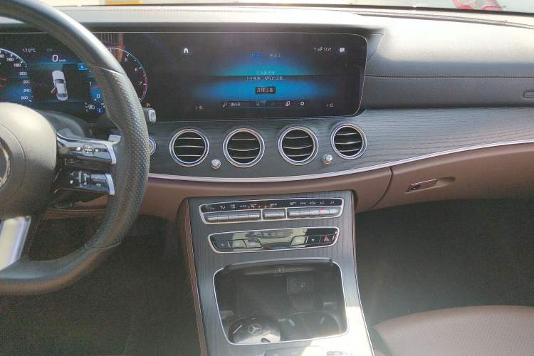 Used Mercedes-Benz E-Class 2022 E 260 L Sport Edition
