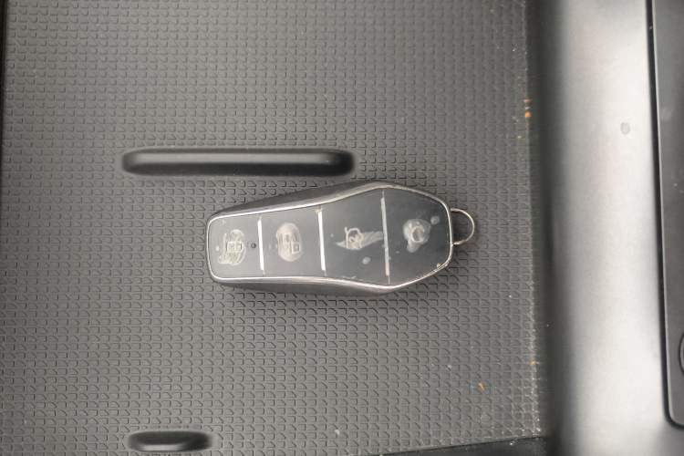 Used BYD Qin L 2025 DM-i Smart Drive 120KM Leading Model