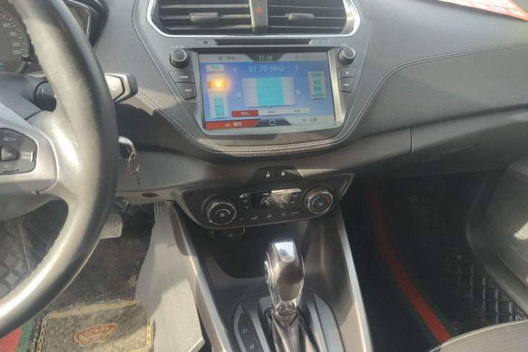 Used Ford Escort 2015 1.5L Automatic Fashion Model