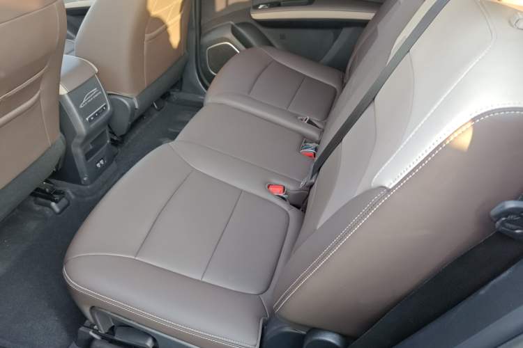 Used BYD Song MAX New Energy 2022 DM-i 105KM Flagship Model